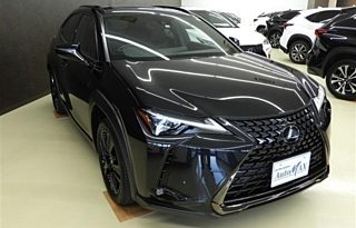 LEXUS UX full