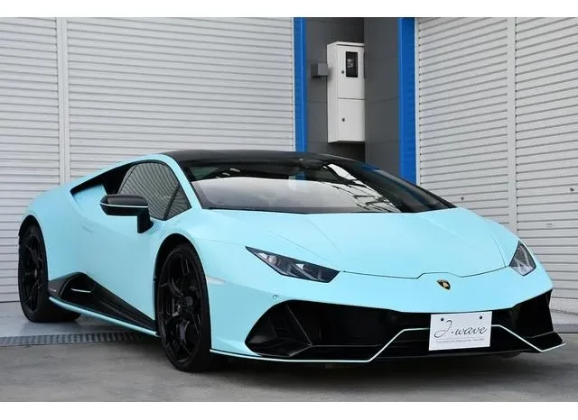 LAMBORGHINI HURACAN 2021 LIGHT BLUE full