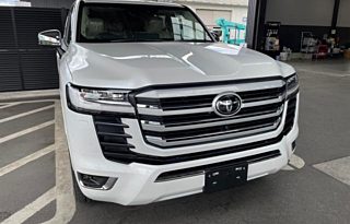 TOYOTA LAND CRUISER 2022 PEARL WHITE – ZX full