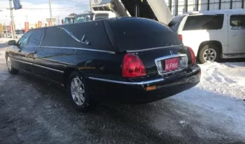 LINCOLN  TOWNCAR full