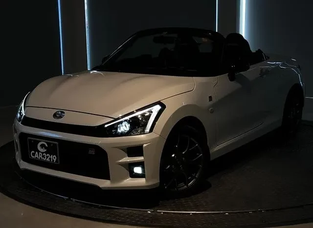 DAIHATSU COPEN 2020 PEARL WHITE – GR SPORT full