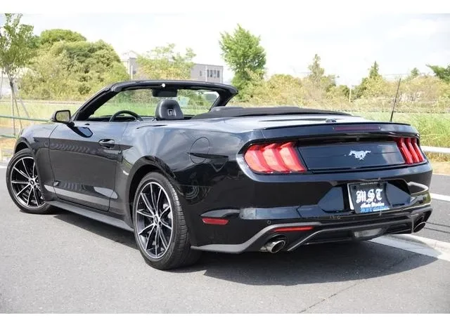 FORD MUSTANG 2020 BLACK – CONVERTIBLE full