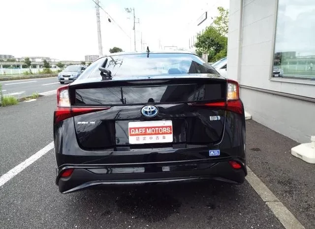 TOYOTA PRIUS 2021 BLACK – A PREMIUM full