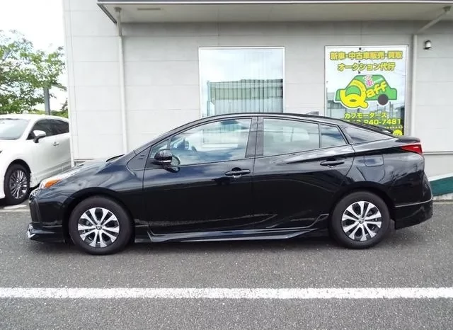 TOYOTA PRIUS 2021 BLACK – A PREMIUM full