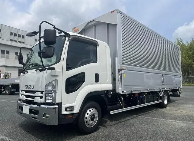 ISUZU FORWARD 2021 WHITE full