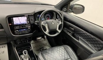 Mitsubishi Outlander PHV 2019 full