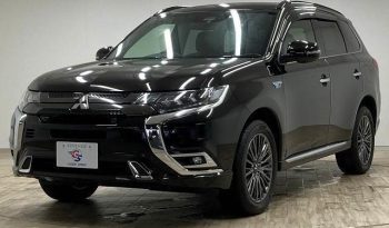 Mitsubishi Outlander PHV 2019 full