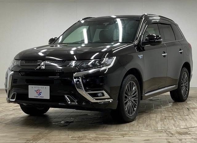 Mitsubishi Outlander PHV 2019 full