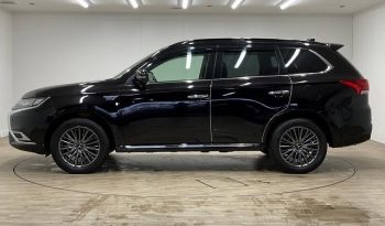 Mitsubishi Outlander PHV 2019 full