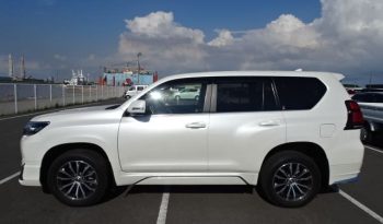 TOYOTA LAND CRUISER PRADO 2019 full