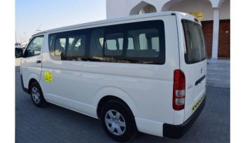 Toyota Hiace GL – 2015 full