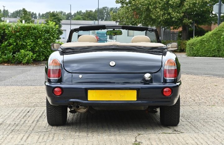 MG RV8 – 1993 full