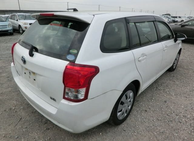 TOYOTA COROLLA FIELDER HYBRID 2015 full