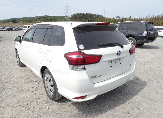 TOYOTA COROLLA FIELDER HYBRID 2015 full