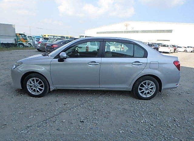 TOYOTA COROLLA AXIO 2015 full