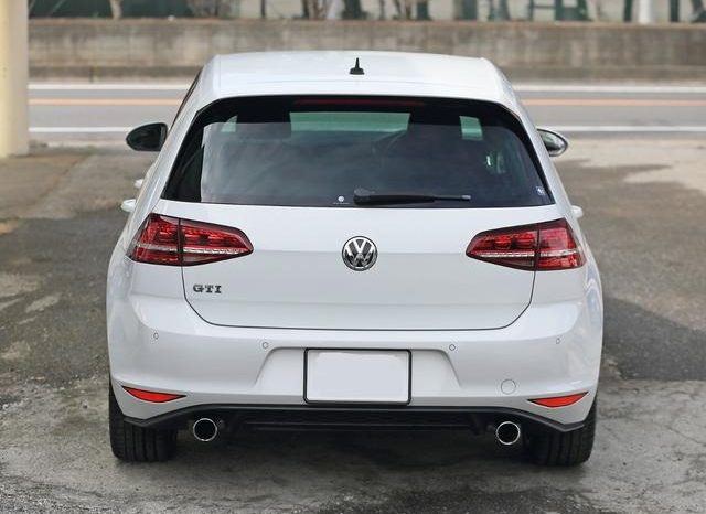 VOLKSWAGEN GOLF GTI full