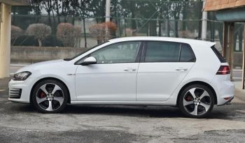 VOLKSWAGEN GOLF GTI full