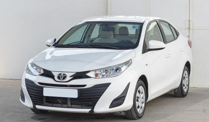 Toyota Yaris SE 2019 full