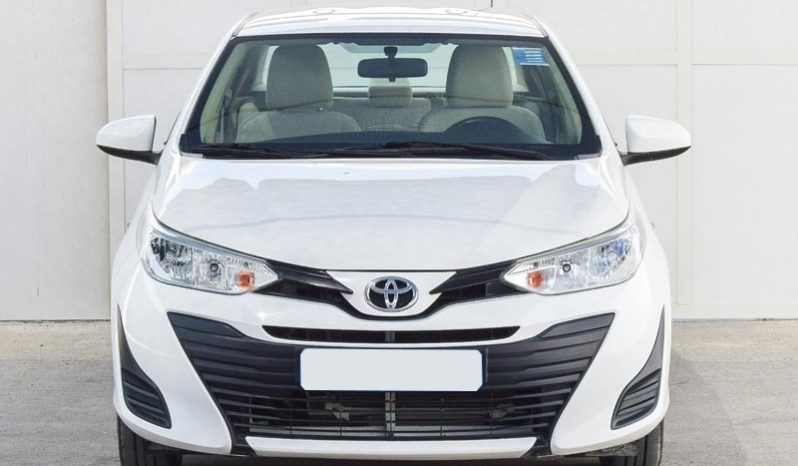 Toyota Yaris SE 2019 full