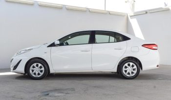 Toyota Yaris SE 2019 full