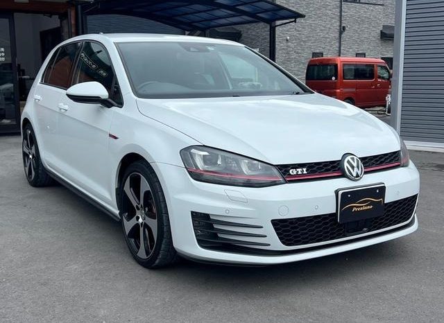 VOLKSWAGEN GOLF GTI full