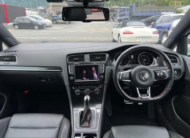 VOLKSWAGEN GOLF GTI full