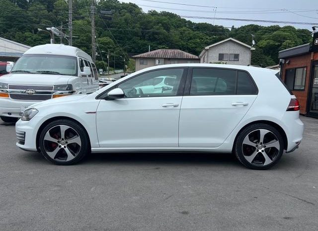 VOLKSWAGEN GOLF GTI full