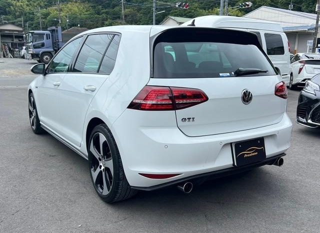 VOLKSWAGEN GOLF GTI full