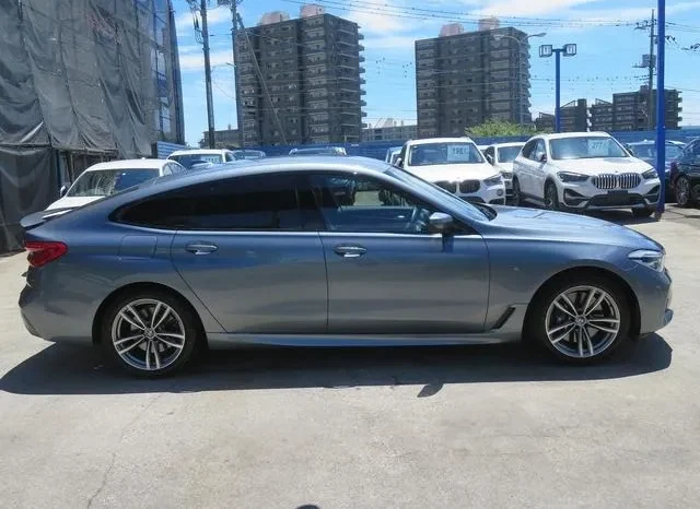 BMW 6 SERIES 630i 2019 full