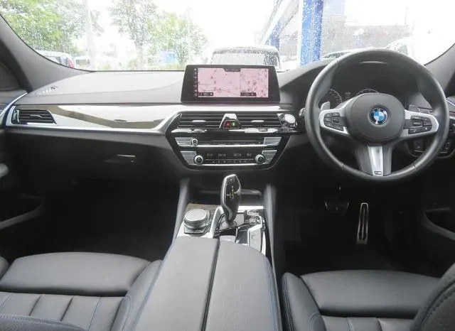 BMW 6 SERIES 630i 2019 full