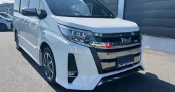 TOYOTA NOAH 2021