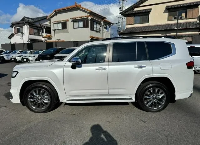 TOYOTA LAND CRUISER ZX 2024 full