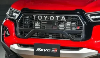 TOYOTA HILUX RED 2024 full