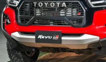 TOYOTA HILUX RED 2024 full