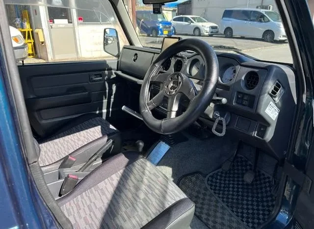 SUZUKI JIMNY SIERRA 1995 full