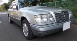 MERCEDES BENZ E CLASS 1995