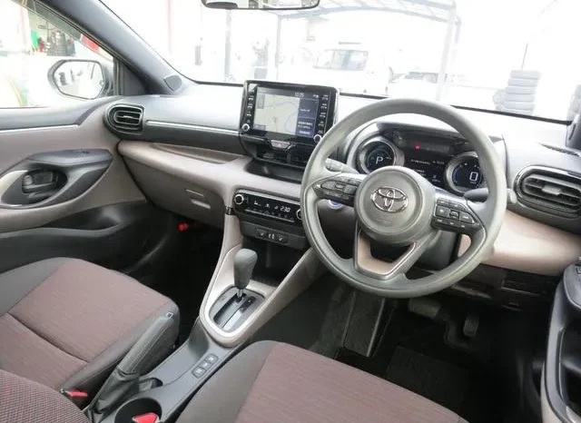 TOYOTA YARIS 2020 full