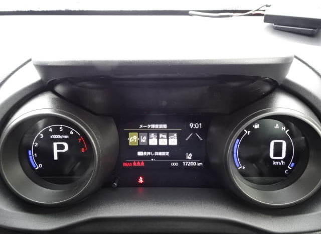 TOYOTA YARIS CROSS 2023 full