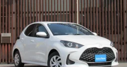 TOYOTA YARIS 2025