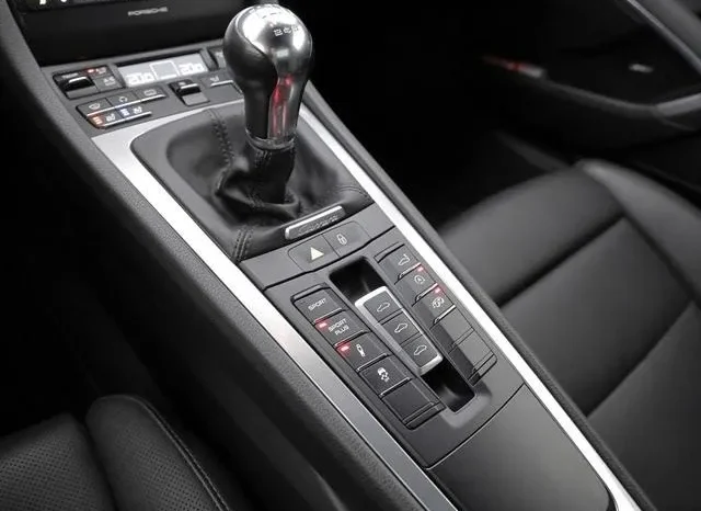 PORSCHE 911 2012 full