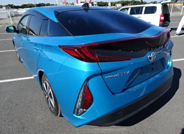 TOYOTA PRIUS PHV S 2017 full