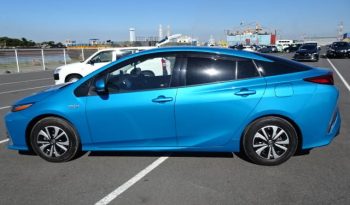 TOYOTA PRIUS PHV S 2017 full