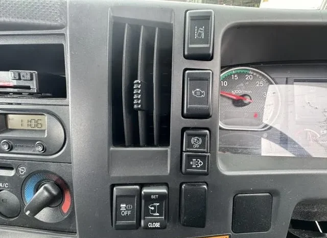 ISUZU FORWARD 2019 full
