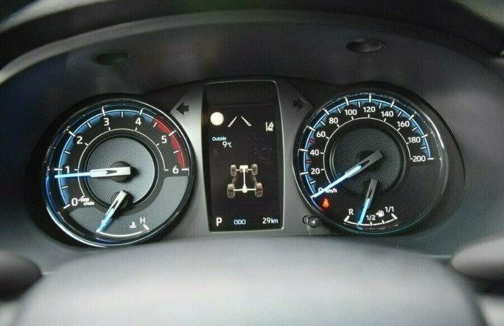 Toyota Hilux 2.8 X-TRA CAB  2025 Automatic full