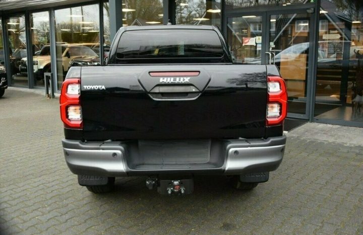 Toyota Hilux 2.8 X-TRA CAB  2025 Automatic full