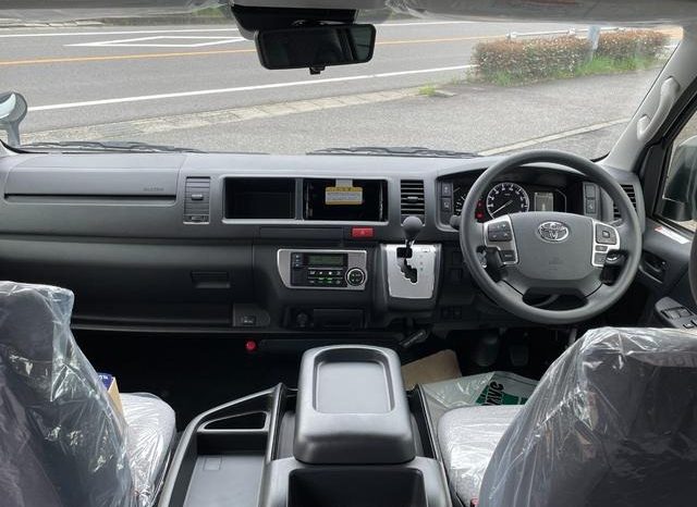 TOYOTA HIACE GL 2025 full