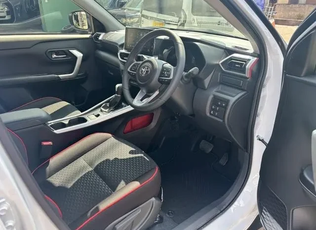 Toyota Raize Z Pearl II 2025 full