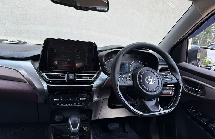 2024 TOYOTA URBAN CRUISER TAISOR full