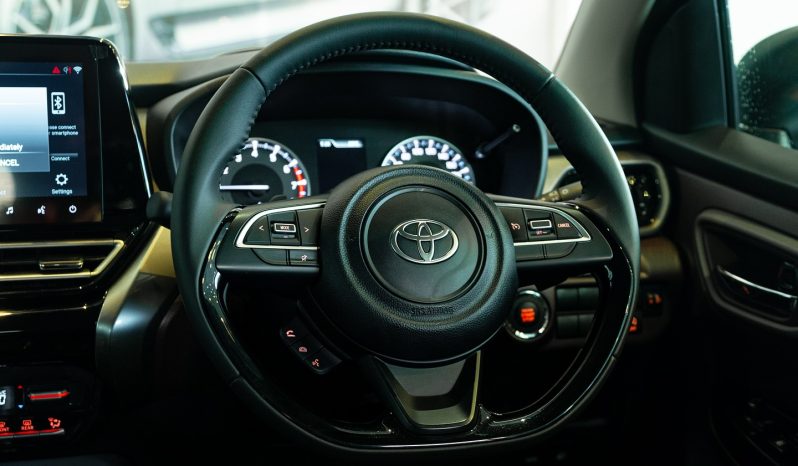 Toyota Taisor V AT Turbo 2025 1.0 Smart Hybrid full