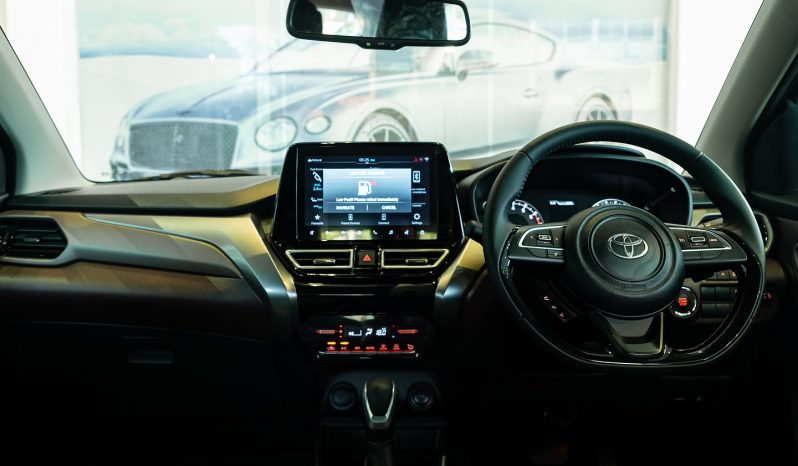 Toyota Taisor V AT Turbo 2025 1.0 Smart Hybrid full